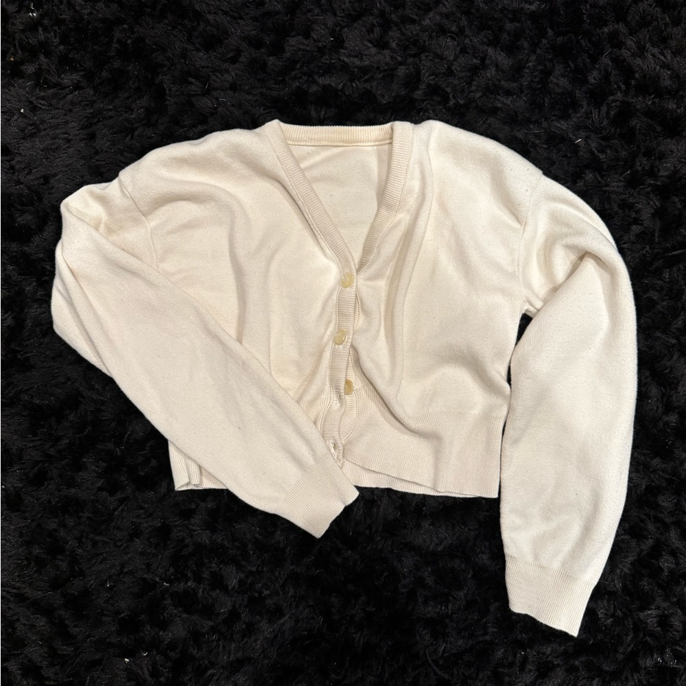 cute off-white sweater